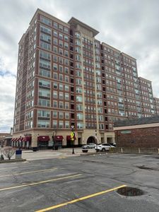 77 S Evergreen Ave Unit 801