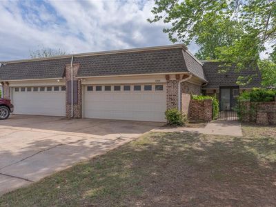 12304 Green Valley Dr