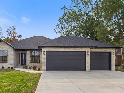 5713 S Cloverdale Lane