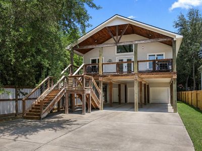 3605 Pecan Dr