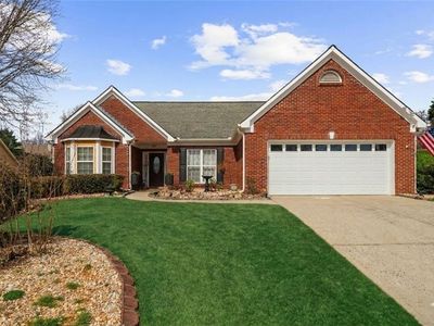 8565 Meadowgrove Ln