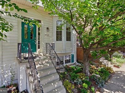 Property at 4648 Deerwatch Dr, Chantilly, VA