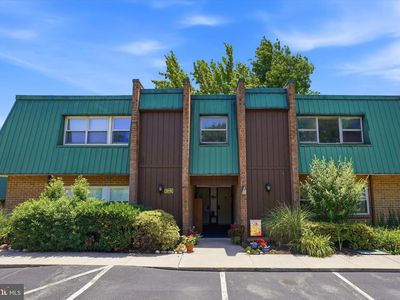 Property at 114 Meadowview Ln #114, Mont Clare, PA