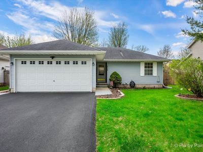 Property at 710 Redwood Ct, Genoa, IL