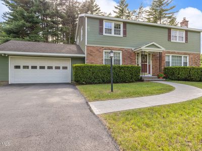 18 Sherwood Drive