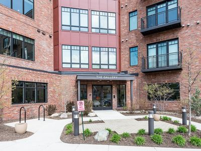 441 S Ashley St #303