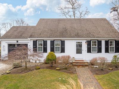 9 Sturbridge Way. Way