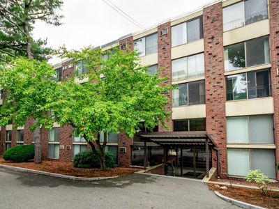 993 Massachusetts Ave APT 206