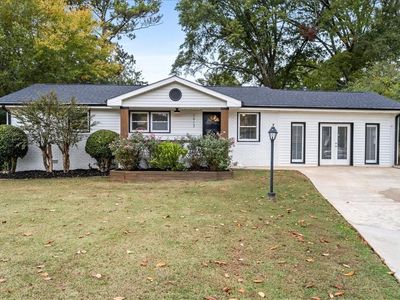 1913 Heathridge Ct SE