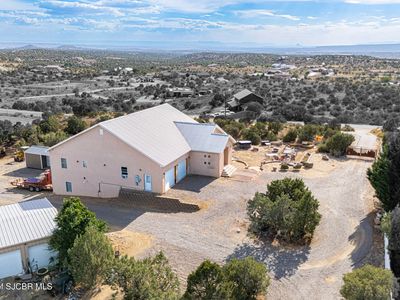 8668 Foothills Dr