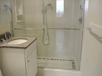 26910 Grand Central Pkwy APT 4V