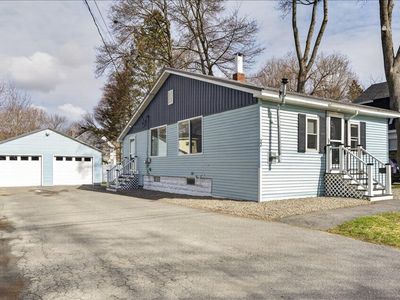 22 Lane Street