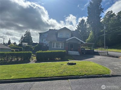 Property at 1215 N Broadway, Aberdeen, WA