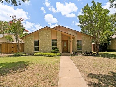 912 Whitehall Dr