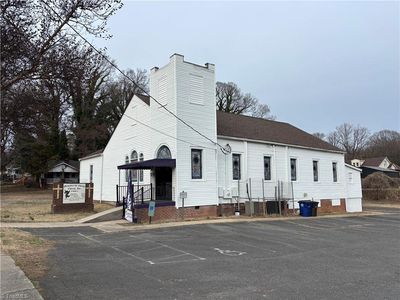 2341 N Patterson Ave