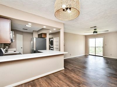 2501 Gulf Fwy APT 14A