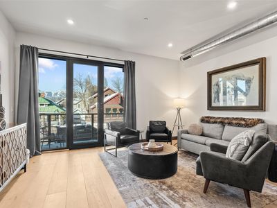 206 Lupfer Ave STE 105