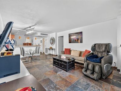 3301 N Country Club Dr APT 110