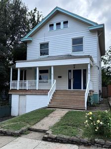 279 Helen St