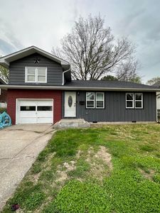 214 Dulaney St