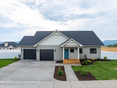 8820 Avery Dr