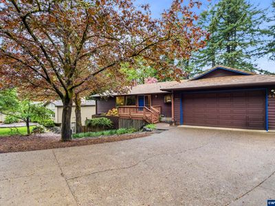 4441 NW Elmwood Dr