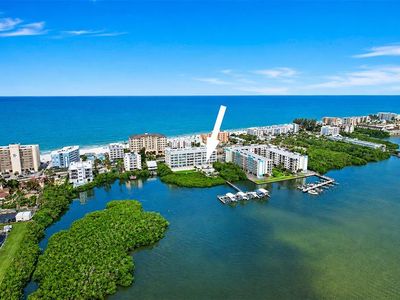 19519 GULF BOULEVARD #202