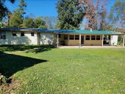 2700 Davisville Rd