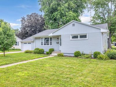 17 Parkway Dr