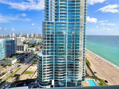 17375 Collins Ave #2607
