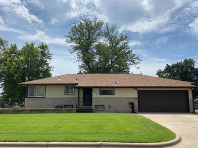 2501 Shawnee Dr