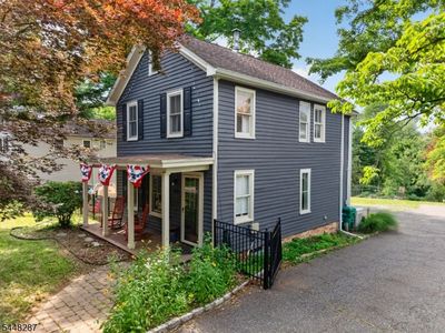 79 W Main St