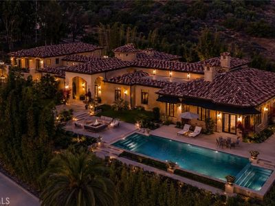 6884 Poco Lago