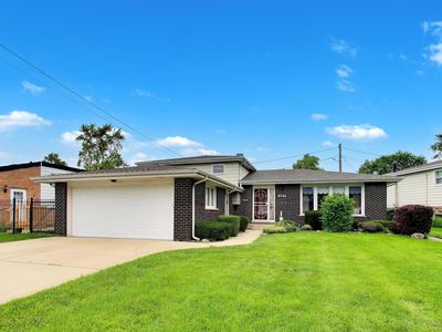 4332 W 118th Pl