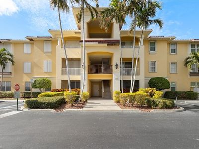 1512 SW 50th St APT 202