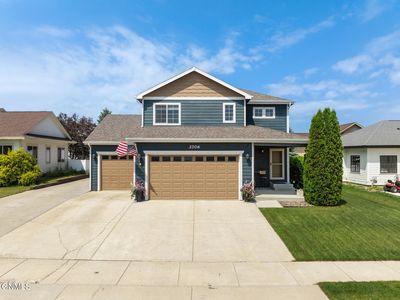 2706 25th St W