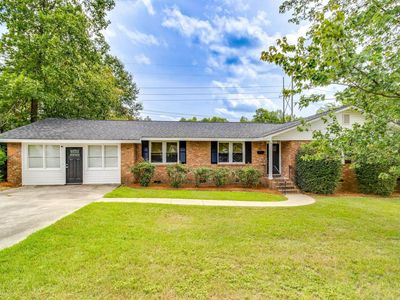 611 N Eden Dr