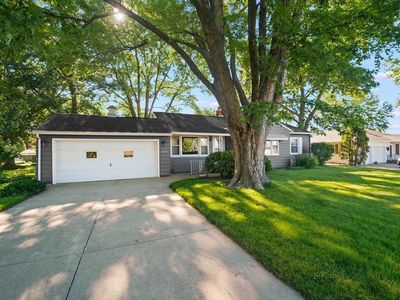Property at 3314 Scenic Dr, Cedar Falls, IA