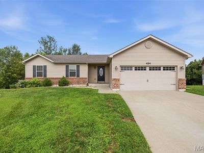454 Honeysuckle Creek Dr
