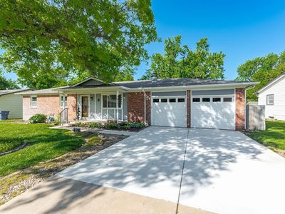 Property at 9 Argon Dr, Goddard, KS