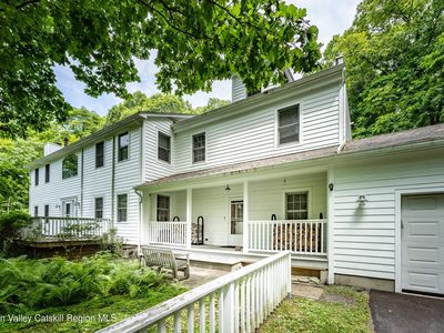 703 Creek Locks Road