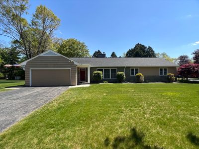 9 Vanguard Ln
