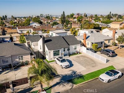 7323 Camellia Ave