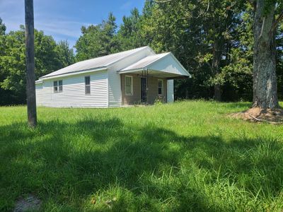 648 Hunt Rd SE