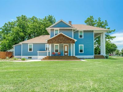 1401 W Chickasha Ave