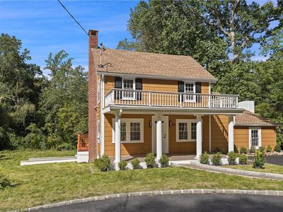 58 Whippoorwill Road E