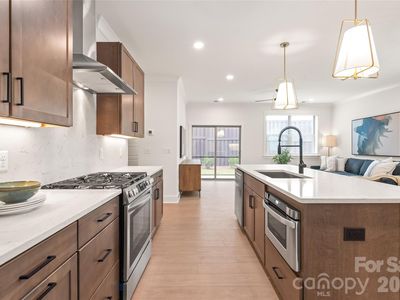 804 Garringer Pl #16