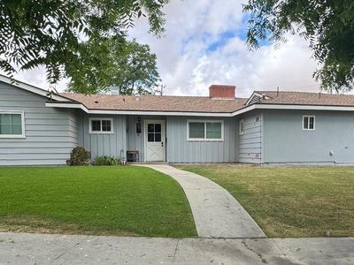 905 Bell Ave