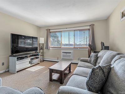 2423 Union Boulevard #8B