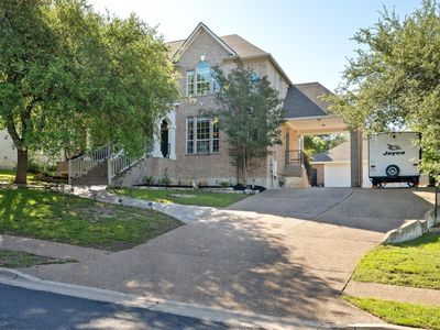 10011 Brightling Ln